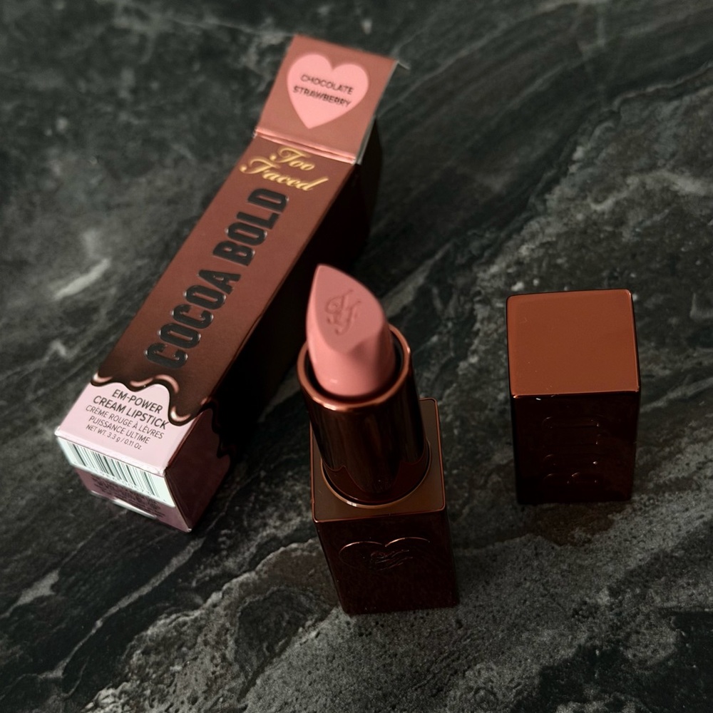Too Faced Cocoa Bold Lipstick - Chocolate Strawberry